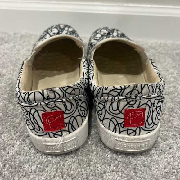 Bucket Feet Chicago Designed Graphic Slip-On Sneakers - Picture 2 of 4